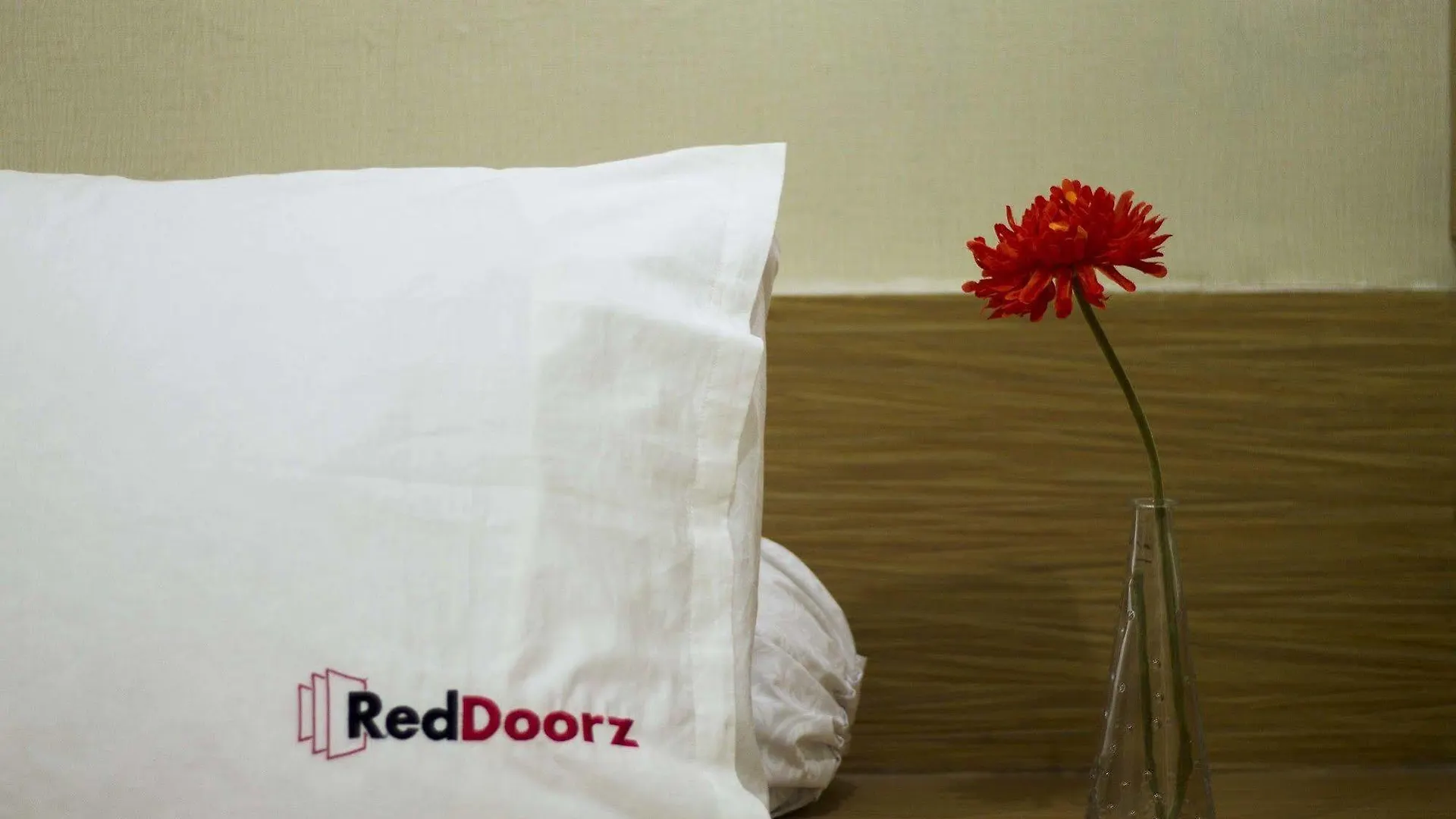 Гостевой дом Reddoorz @ Arjuna Double Six Семиньяк